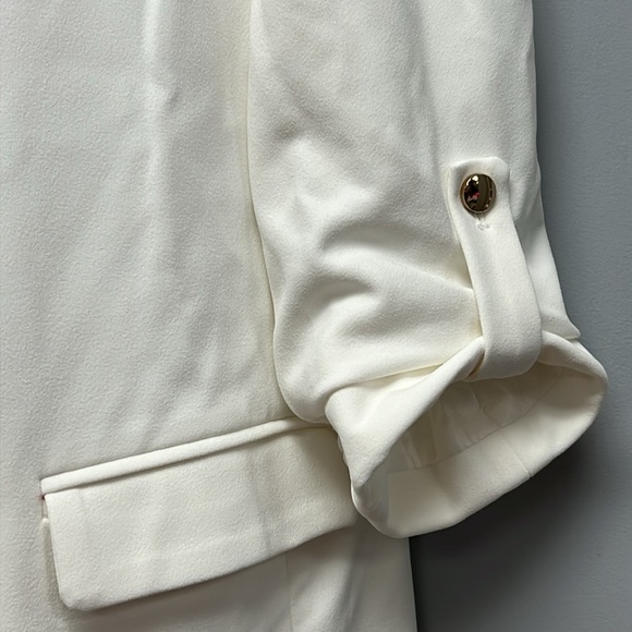 NWT Deluc Women’s White Ruched Convertible Sleeve Blazer Size Small - Picture 3 of 11